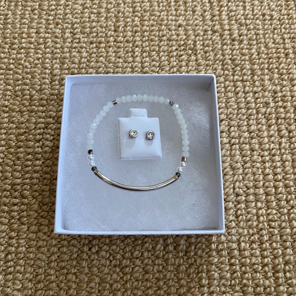 Park Lane Bracelet and Stud Earrings Set, New